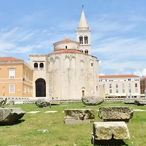 Martina Zadar